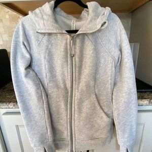 LIKE NEW Lululemon Scuba Hoodie - Size 4